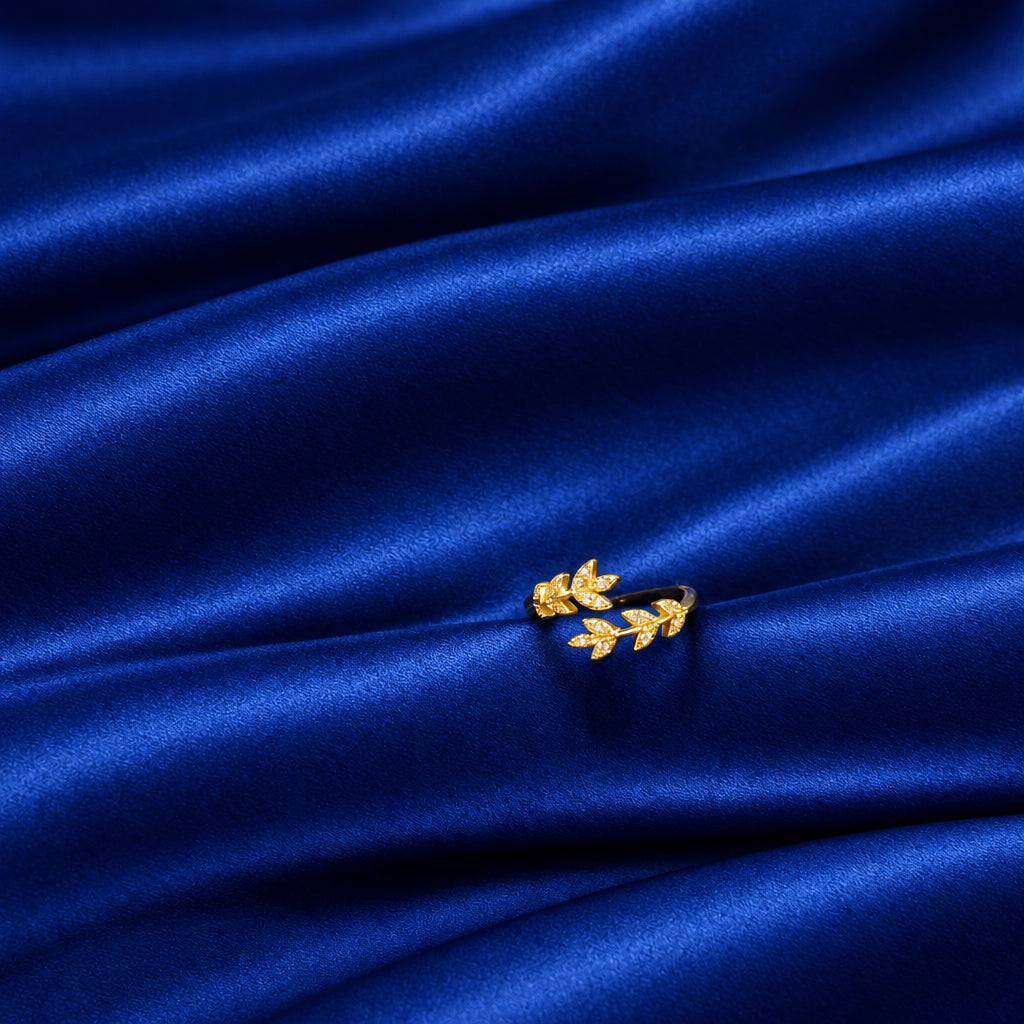 Elegant Leaf Adjustable Finger Ring