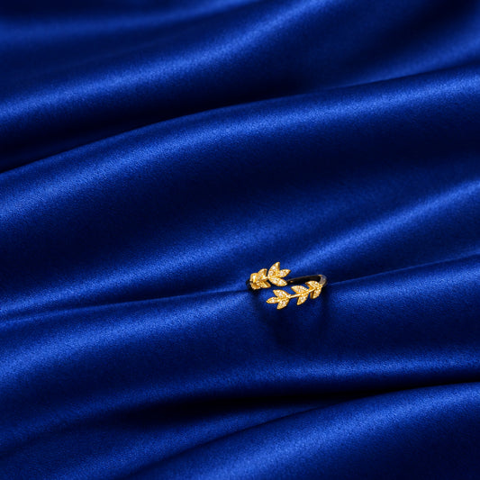 Elegant Leaf Adjustable Finger Ring