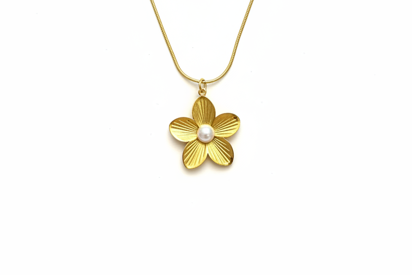 Flower pearl pendant neckchain