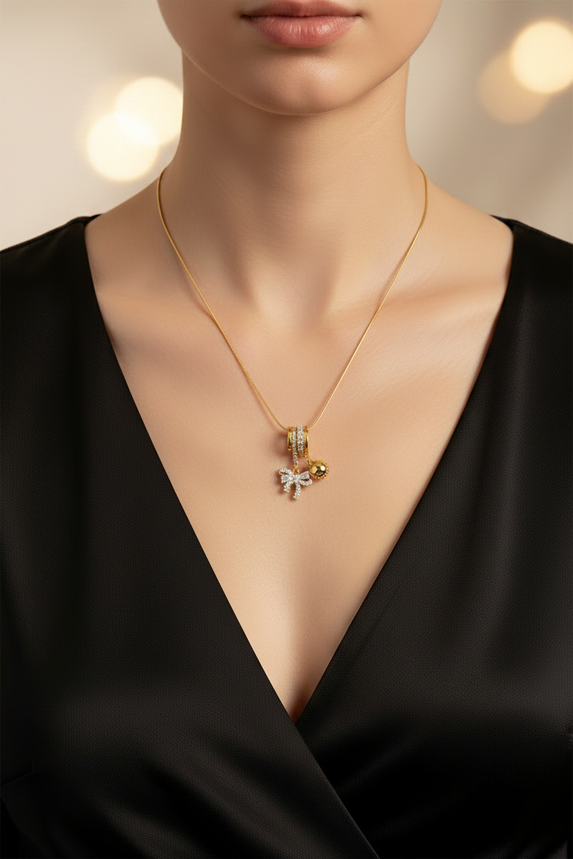 Sun star Bow charm neckchain