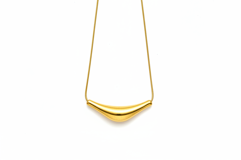 Golden pendant statement necklace
