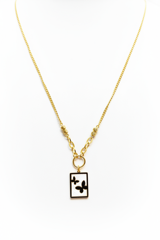 Elegant White butterfly pendant neckchain