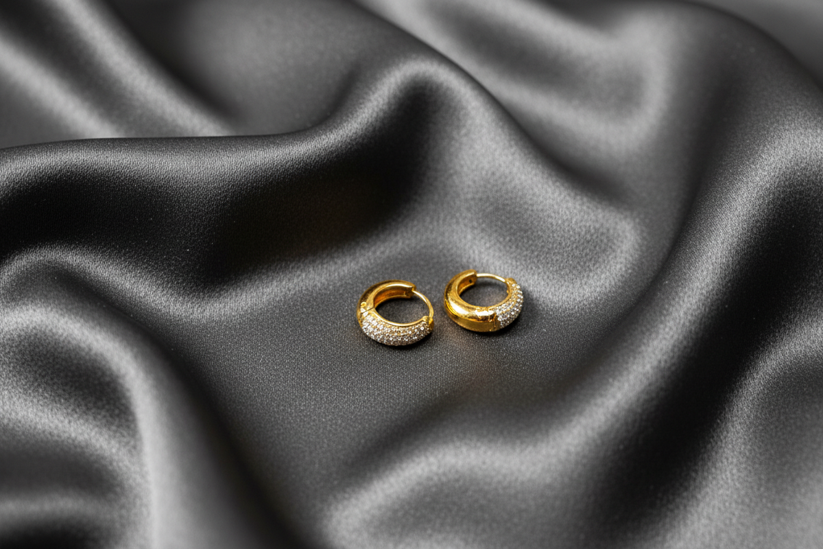 Sparkling golden Hoop Earrings