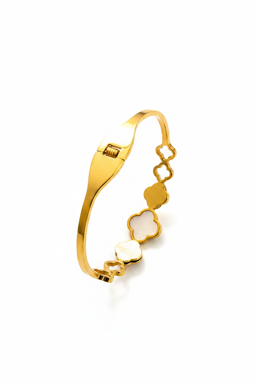 Tri-Colour Elegant Bangle